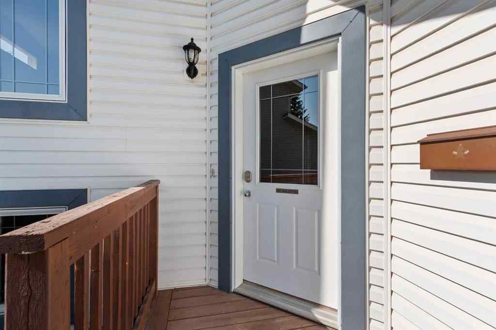 MLS® A2258680 - 15 Sierra Road  in NONE Olds, Residential