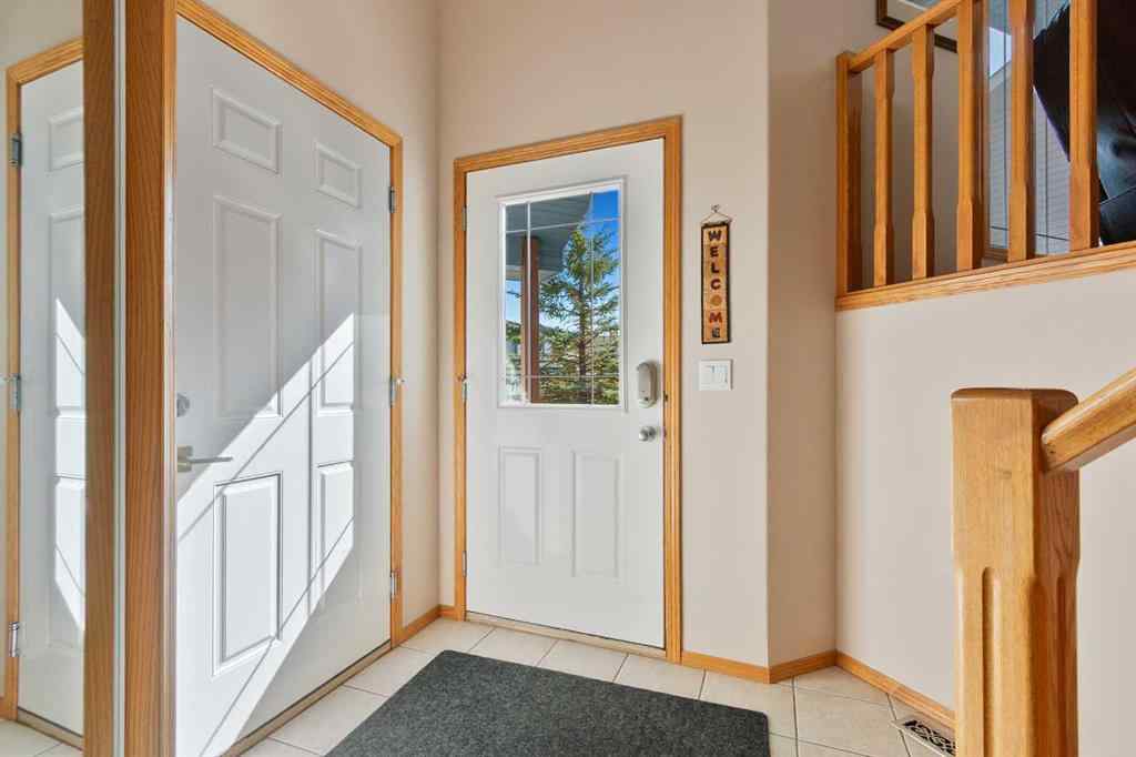 MLS® A2258680 - 15 Sierra Road  in NONE Olds, Residential