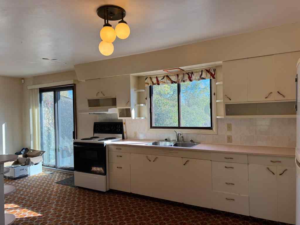 MLS® A2258684 - 10317 114 Street  in NONE Fairview, Residential