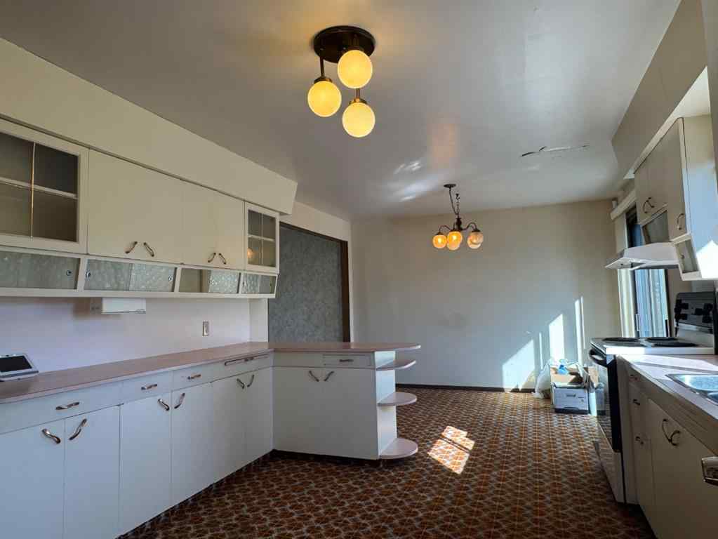 MLS® A2258684 - 10317 114 Street  in NONE Fairview, Residential