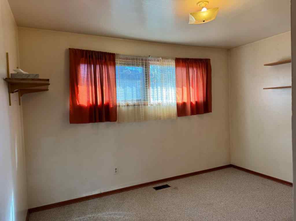 MLS® A2258684 - 10317 114 Street  in NONE Fairview, Residential