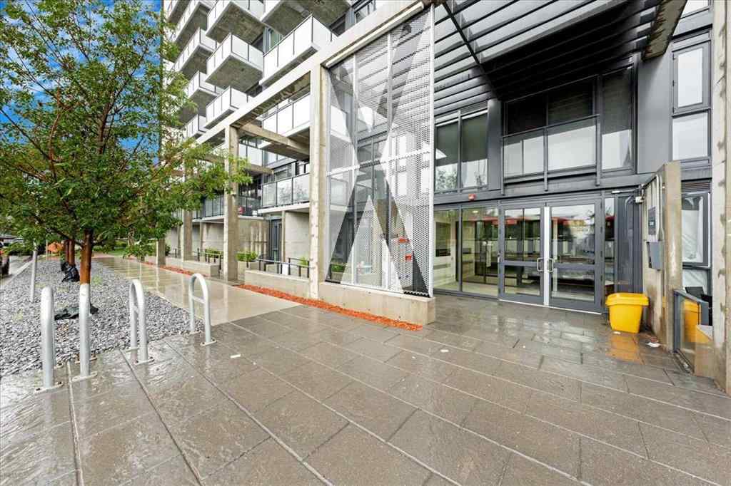 MLS® A2258688 - Unit #310 327 9A Street NW in Sunnyside Calgary, Residential