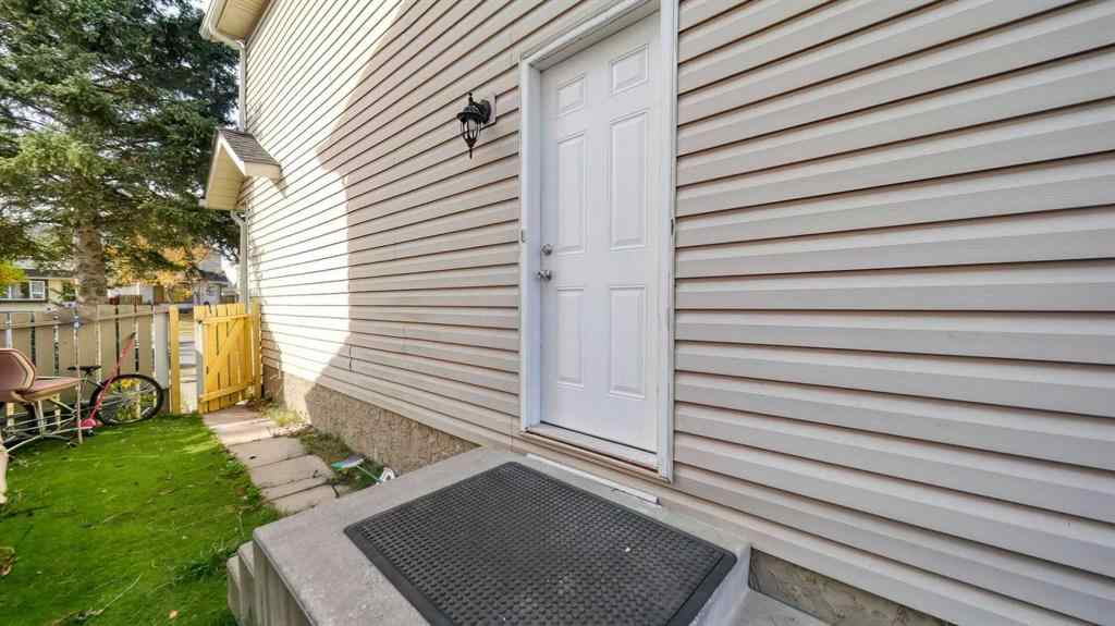 MLS® A2258691 - 268 Falton Drive NE in Falconridge Calgary, Residential