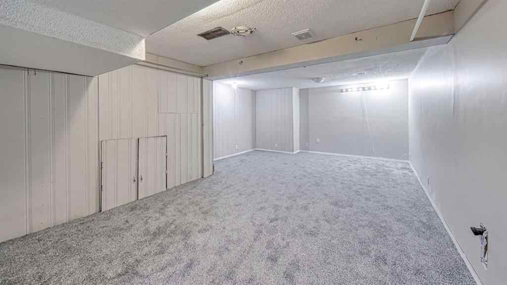 MLS® A2258691 - 268 Falton Drive NE in Falconridge Calgary, Residential