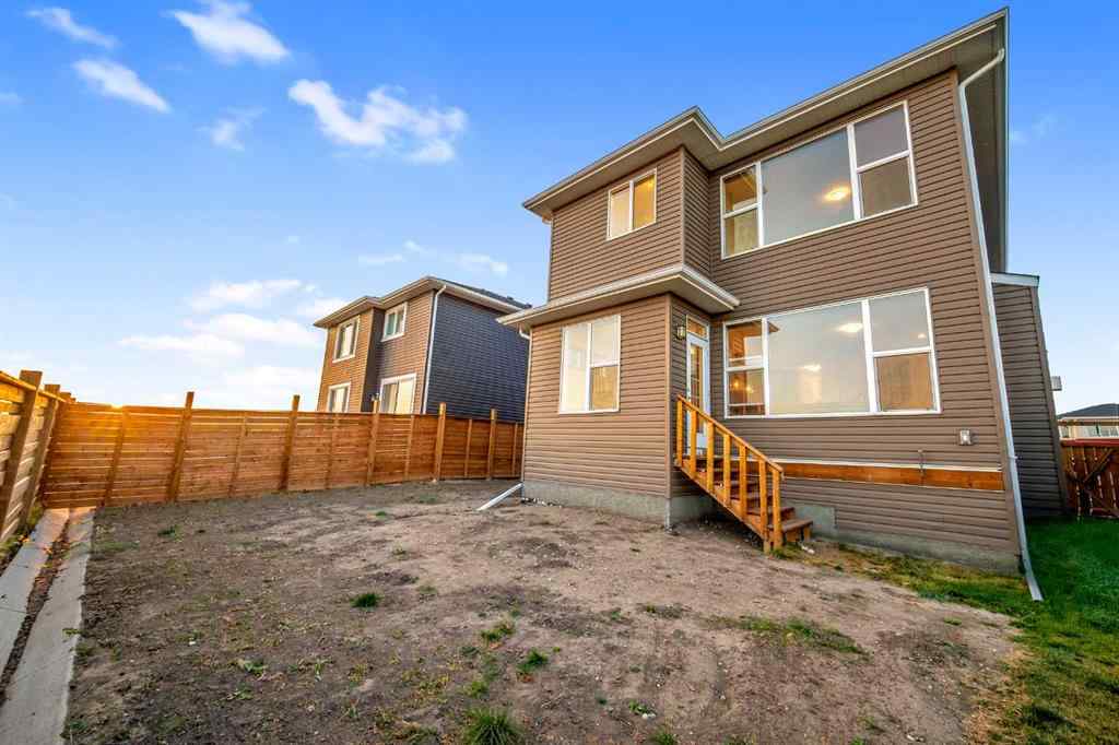 MLS® A2258700 - 628 West Lakeview Drive  in Dawson\'s Landing Chestermere, Residential