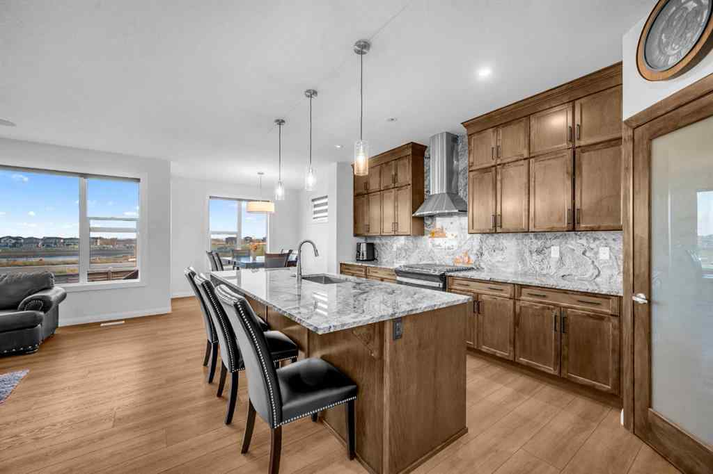 MLS® A2258700 - 628 West Lakeview Drive  in Dawson\'s Landing Chestermere, Residential