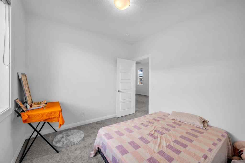 MLS® A2258700 - 628 West Lakeview Drive  in Dawson\'s Landing Chestermere, Residential