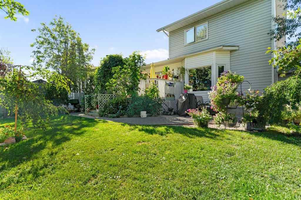 MLS® A2258702 - 8201 102A Street  in Mission Heights Grande Prairie, Residential