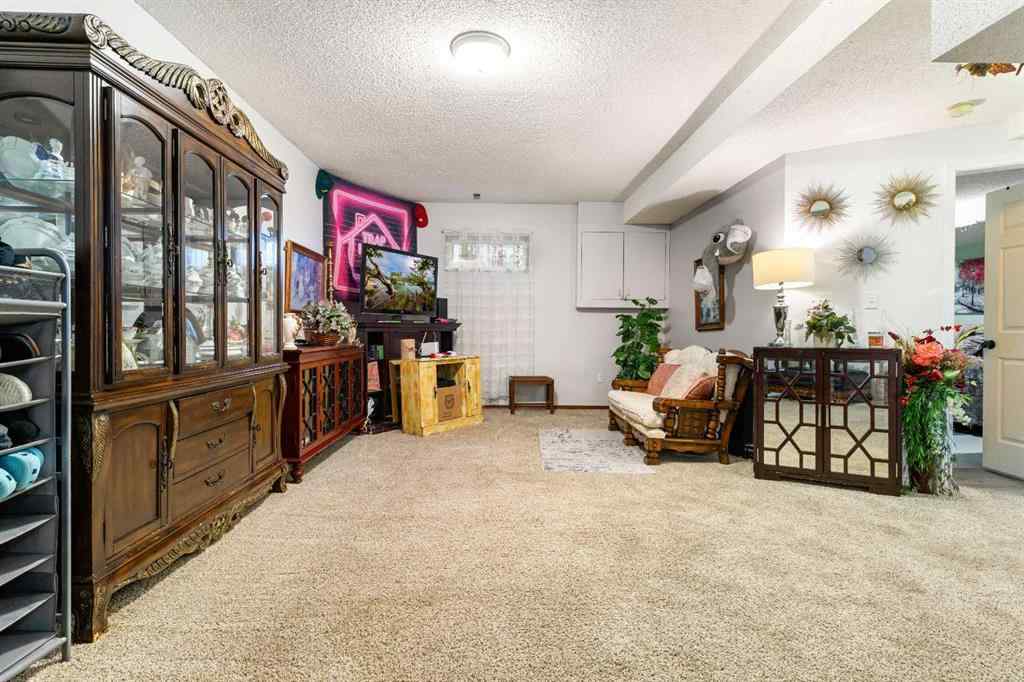MLS® A2258702 - 8201 102A Street  in Mission Heights Grande Prairie, Residential
