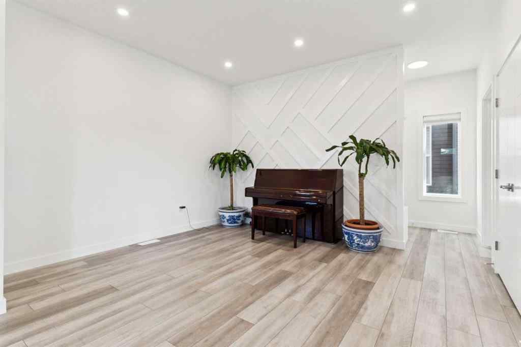 MLS® A2258703 - 51 Midgrove Drive SW in Midtown Airdrie, Residential