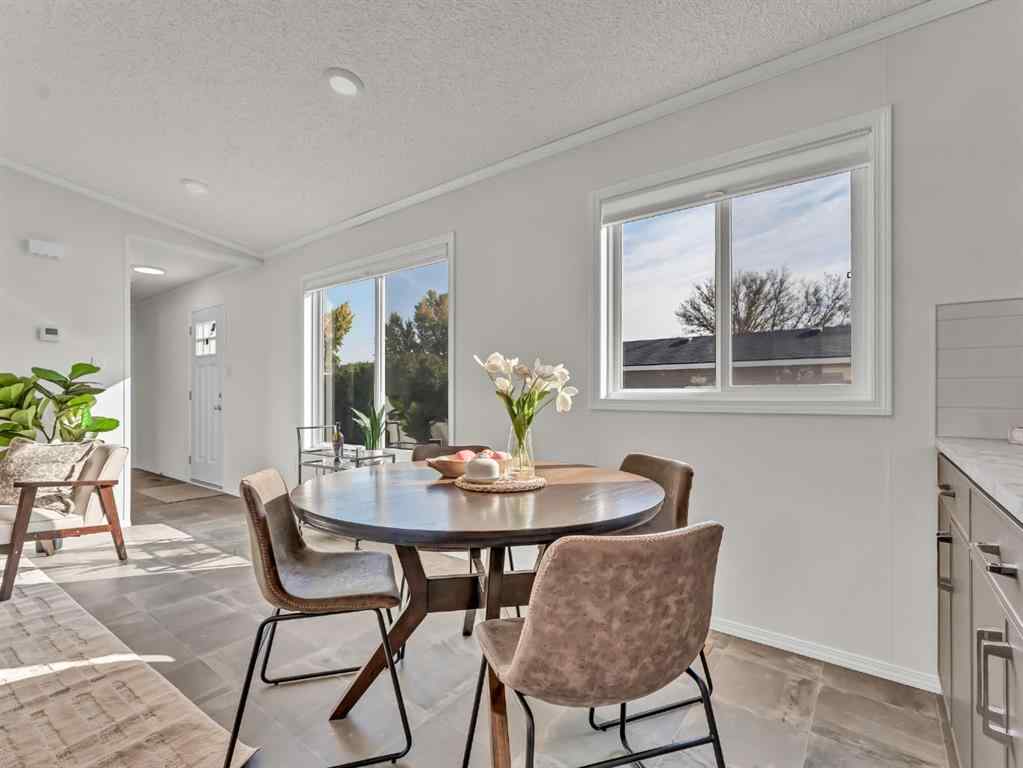 MLS® A2258707 - Unit #134 4000 13 Avenue SE in SE Southridge Medicine Hat, Mobile