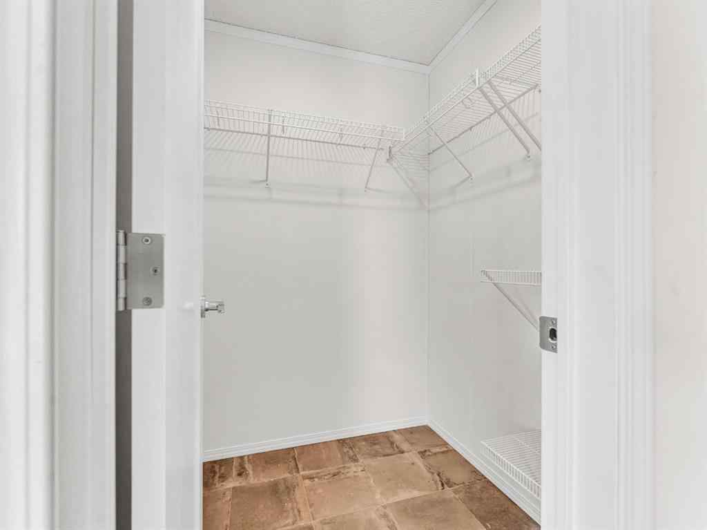 MLS® A2258707 - Unit #134 4000 13 Avenue SE in SE Southridge Medicine Hat, Mobile