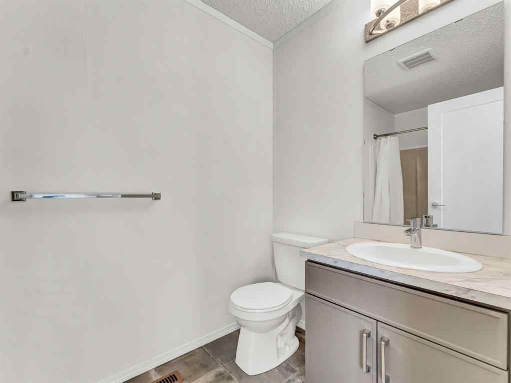 MLS® A2258707 - Unit #134 4000 13 Avenue SE in SE Southridge Medicine Hat, Mobile