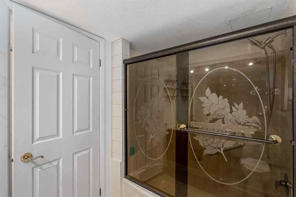 MLS® A2258710 - Unit #221 20 Coachway Road SW in Coach Hill Calgary, Residential