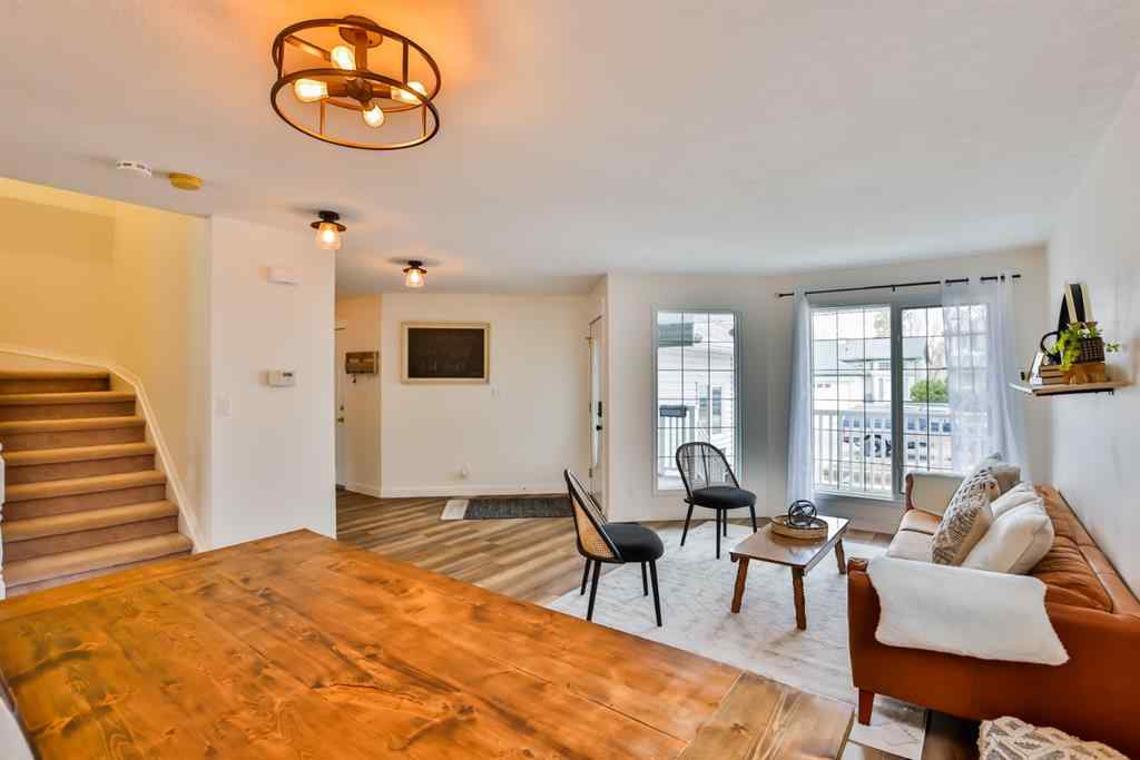 MLS® A2258711 - 383 Fairmont Boulevard S in Fairmont Lethbridge, Residential