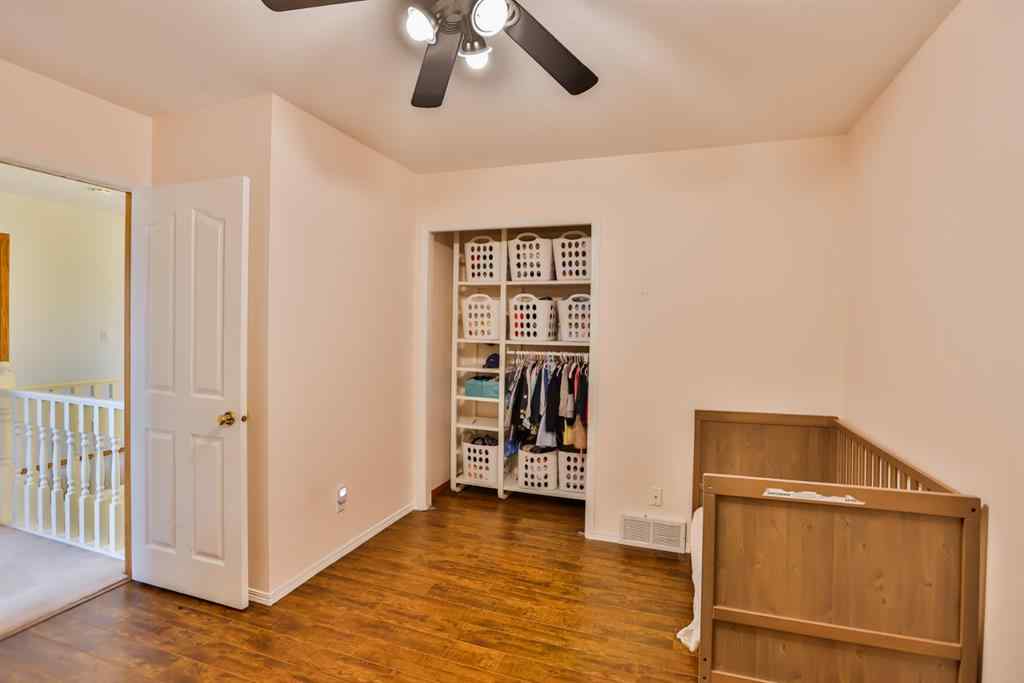 MLS® A2258711 - 383 Fairmont Boulevard S in Fairmont Lethbridge, Residential