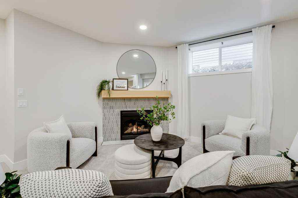 MLS® A2258713 - 201 Thornleigh Close SE in Thorburn Airdrie, Residential