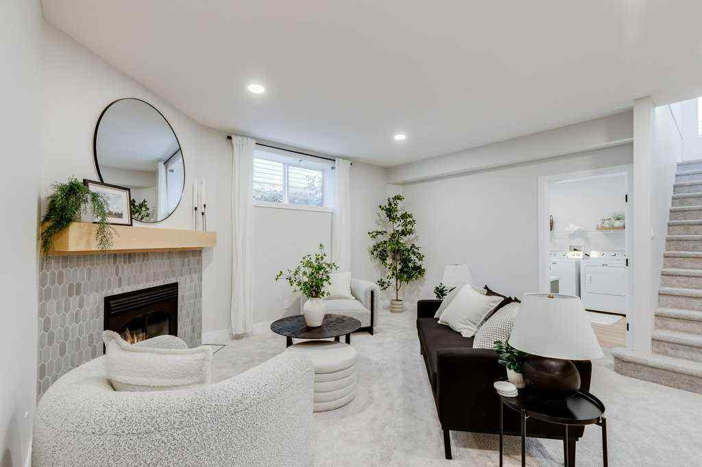 MLS® A2258713 - 201 Thornleigh Close SE in Thorburn Airdrie, Residential