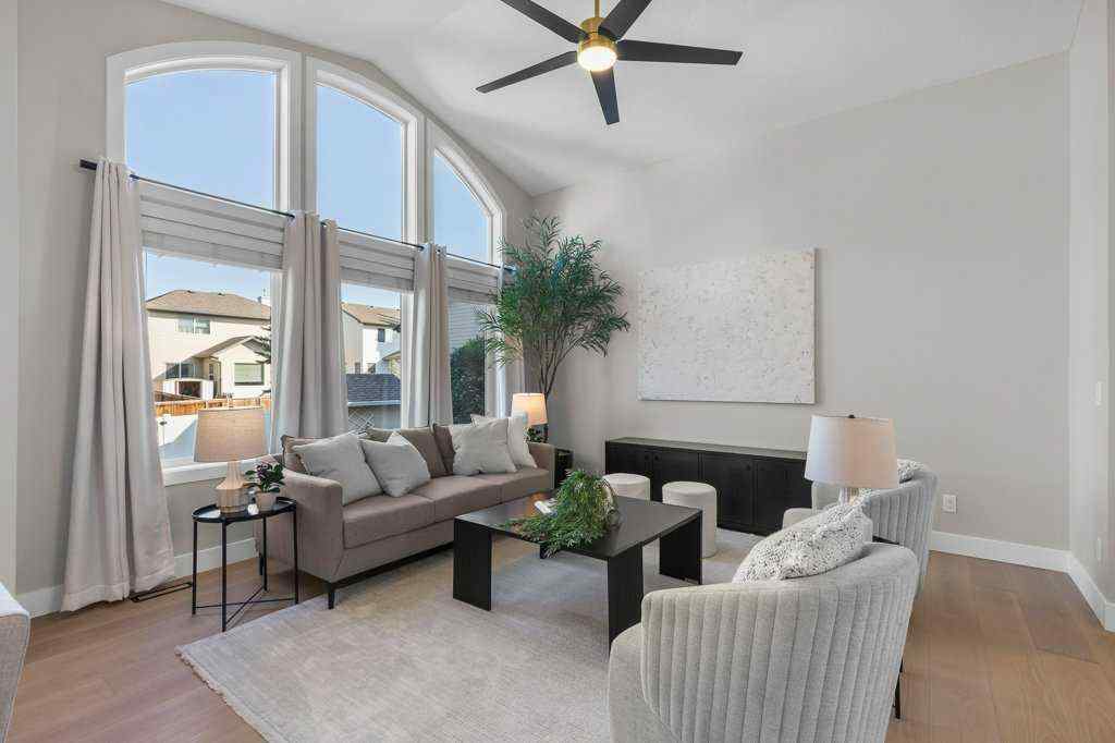 MLS® A2258713 - 201 Thornleigh Close SE in Thorburn Airdrie, Residential