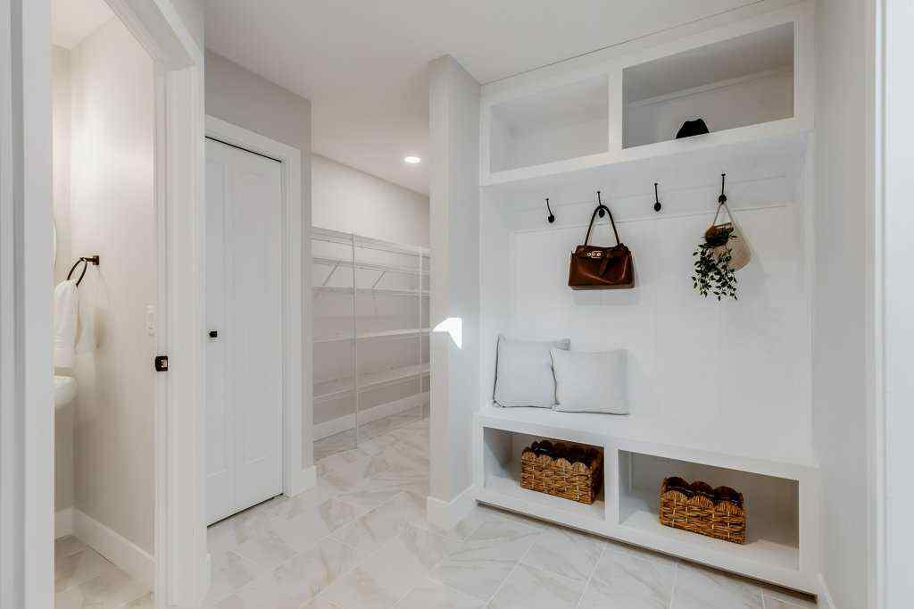 MLS® A2258713 - 201 Thornleigh Close SE in Thorburn Airdrie, Residential