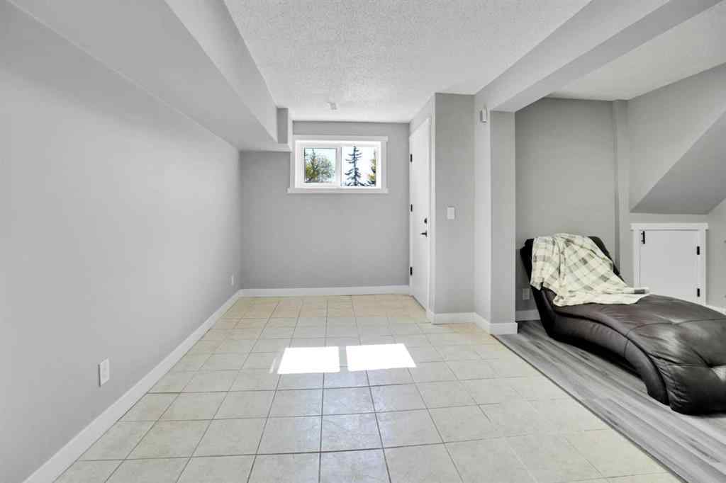 MLS® A2258715 - 216 Templevale Road NE in Temple Calgary, Residential