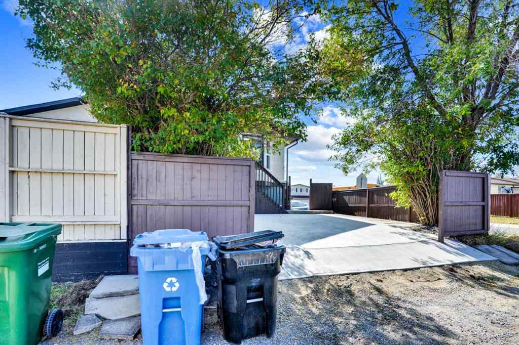 MLS® A2258715 - 216 Templevale Road NE in Temple Calgary, Residential