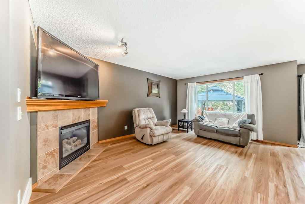 MLS® A2258721 - 176 Cranwell Crescent SE in Cranston Calgary, Residential