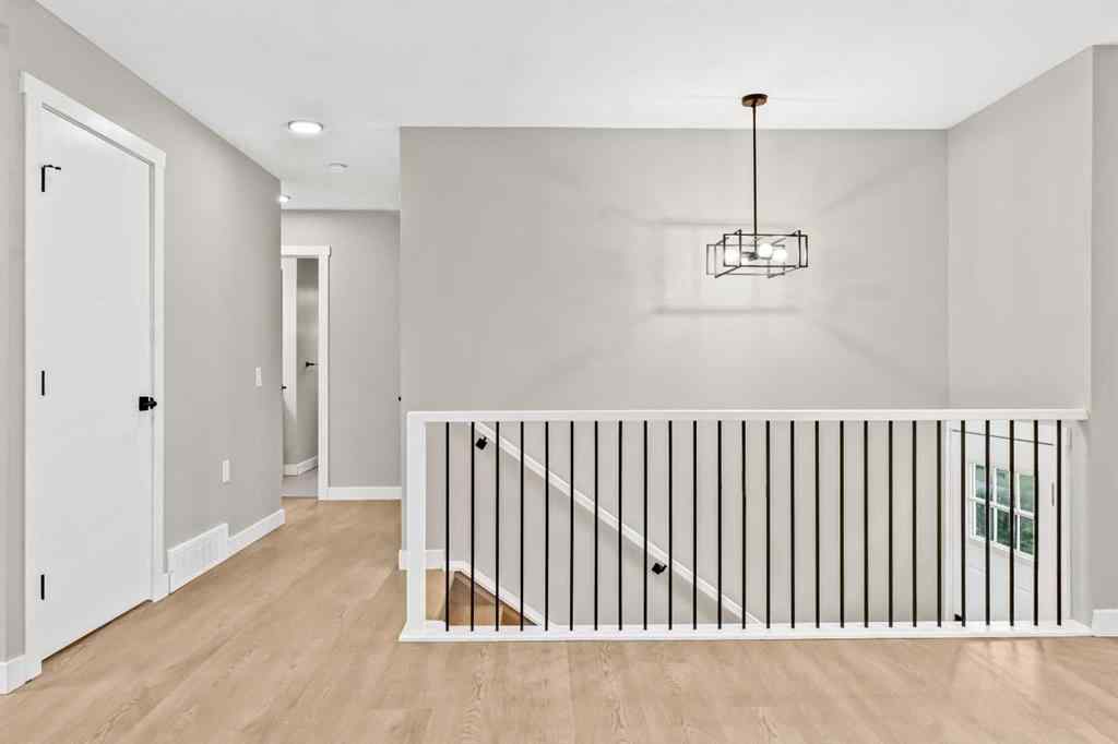MLS® A2258728 - 10512 Oakfield Drive SW in Cedarbrae Calgary, Residential