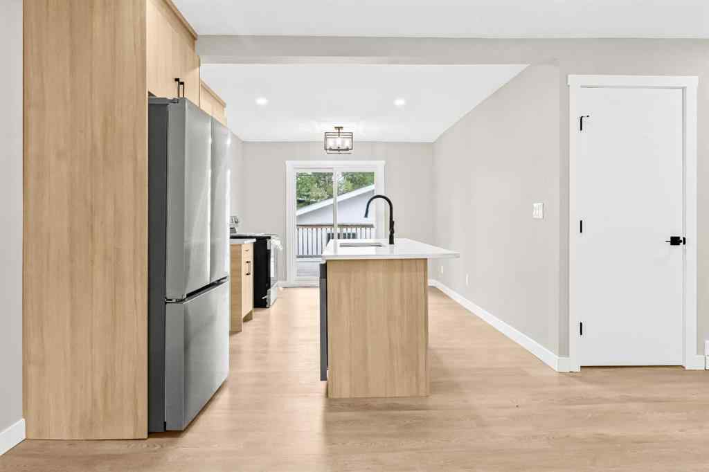 MLS® A2258728 - 10512 Oakfield Drive SW in Cedarbrae Calgary, Residential