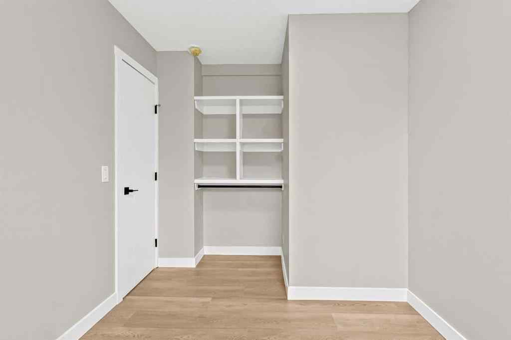 MLS® A2258728 - 10512 Oakfield Drive SW in Cedarbrae Calgary, Residential