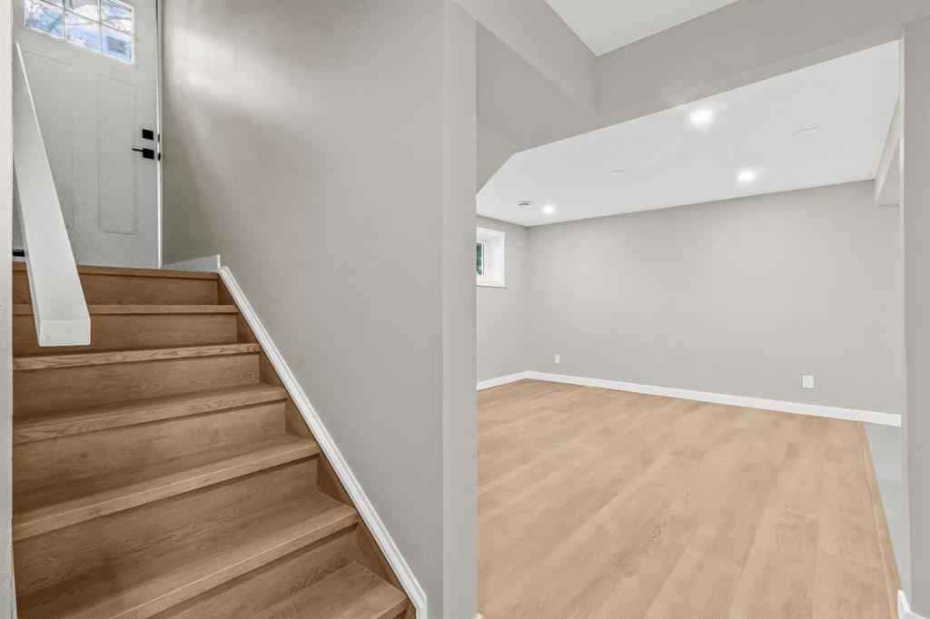 MLS® A2258728 - 10512 Oakfield Drive SW in Cedarbrae Calgary, Residential