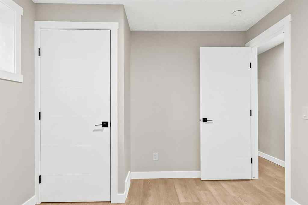 MLS® A2258728 - 10512 Oakfield Drive SW in Cedarbrae Calgary, Residential