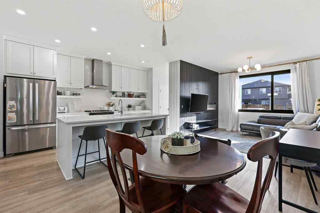 MLS® A2258731 - 22 Wolf Creek Manor SE in Wolf Willow Calgary, Residential