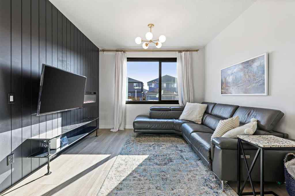 MLS® A2258731 - 22 Wolf Creek Manor SE in Wolf Willow Calgary, Residential