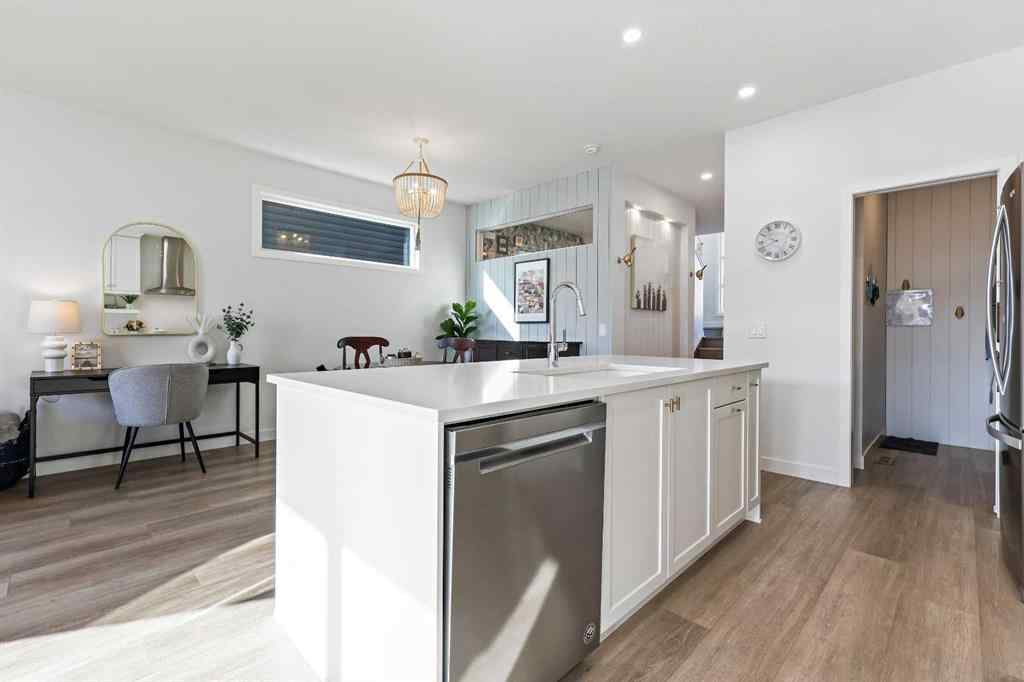 MLS® A2258731 - 22 Wolf Creek Manor SE in Wolf Willow Calgary, Residential