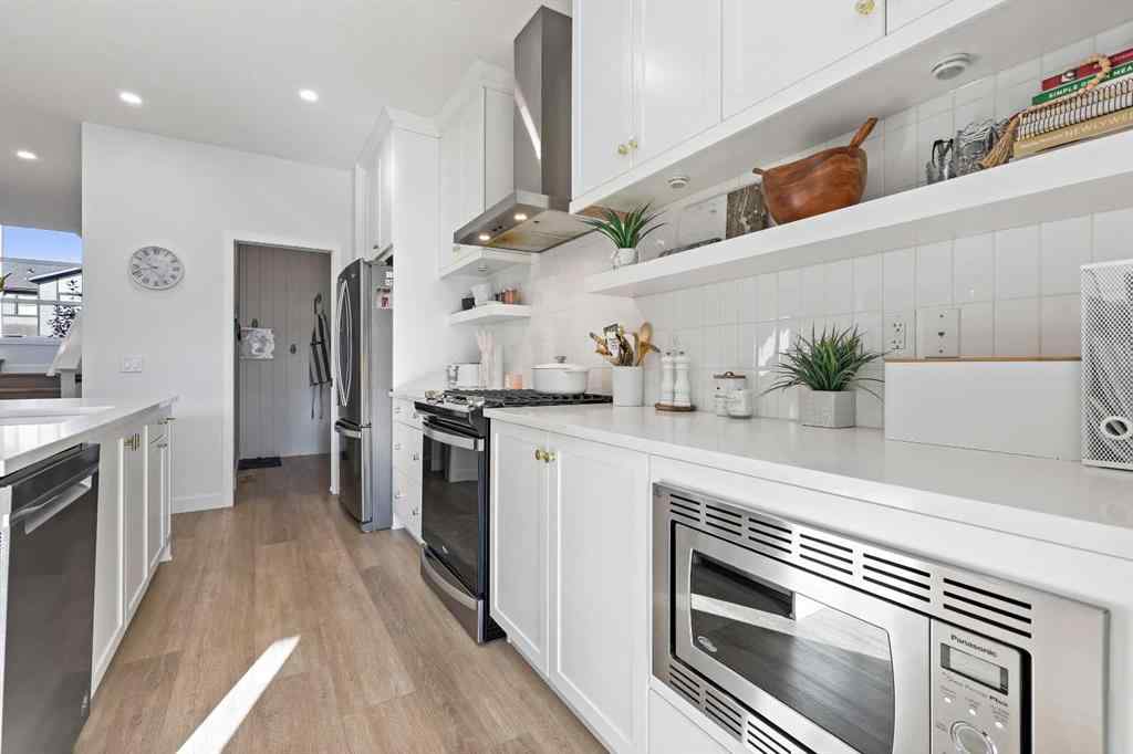 MLS® A2258731 - 22 Wolf Creek Manor SE in Wolf Willow Calgary, Residential