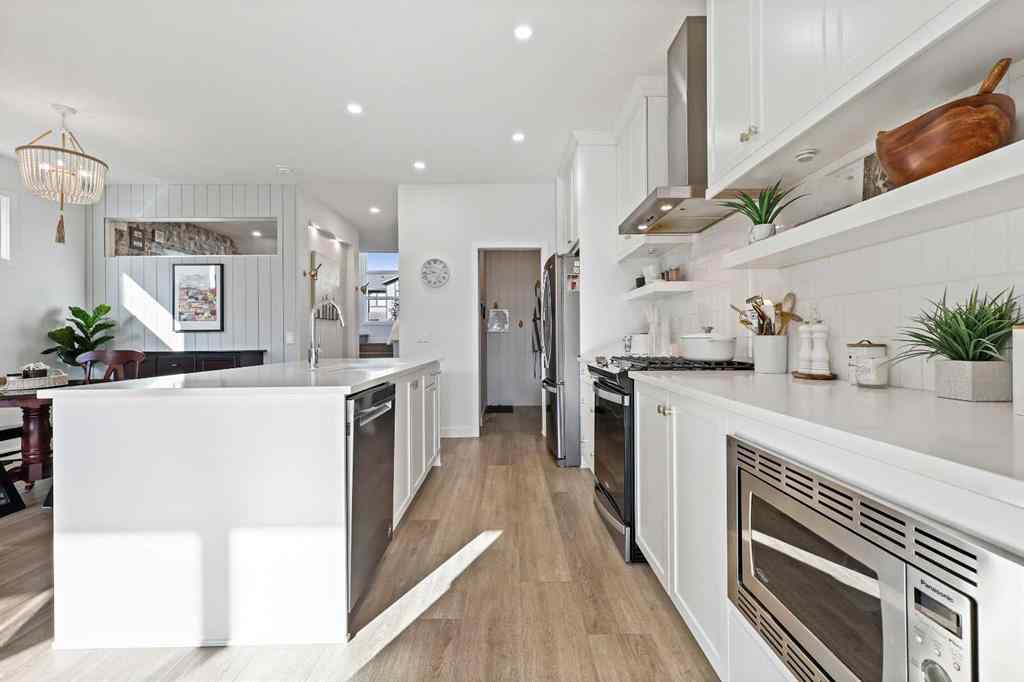 MLS® A2258731 - 22 Wolf Creek Manor SE in Wolf Willow Calgary, Residential