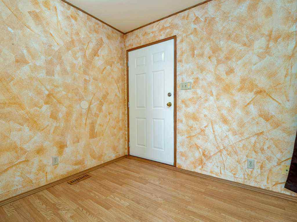 MLS® A2258732 - 43 Ryerson Road W in Varsity Village Lethbridge, Residential