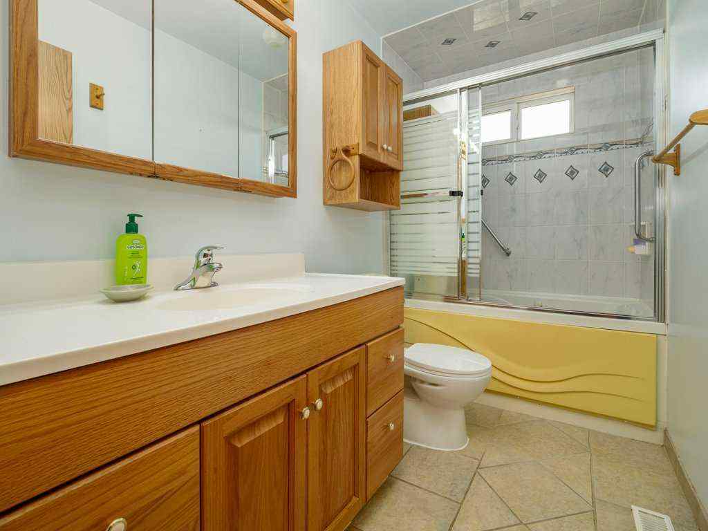 MLS® A2258732 - 43 Ryerson Road W in Varsity Village Lethbridge, Residential