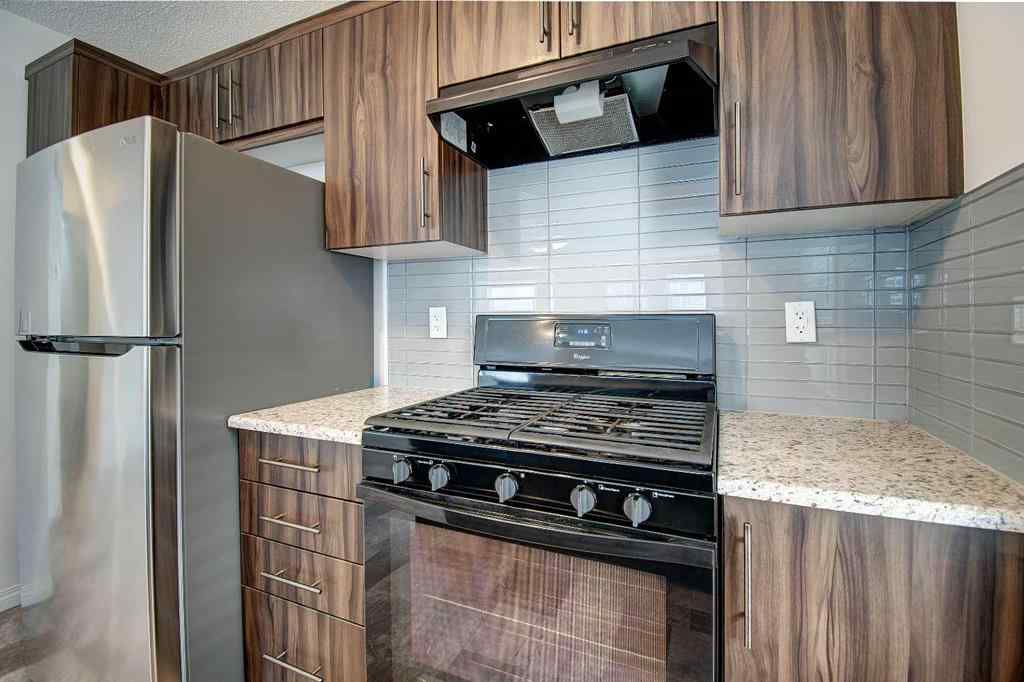 MLS® A2258738 - 221 Hillcrest Gardens SW in Hillcrest Airdrie, Residential