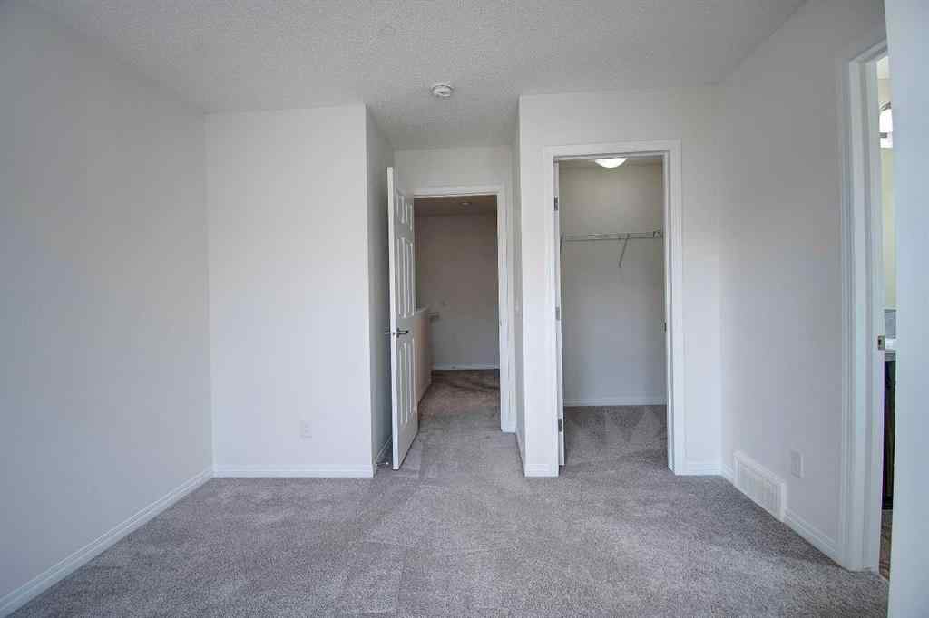MLS® A2258738 - 221 Hillcrest Gardens SW in Hillcrest Airdrie, Residential