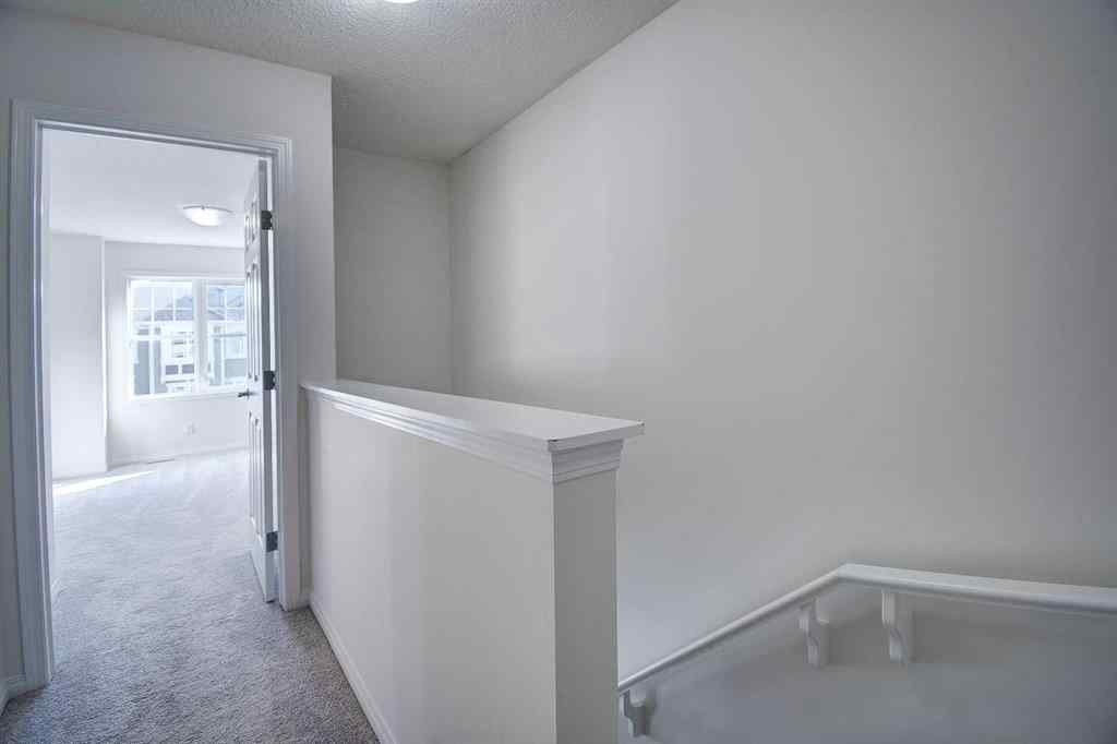 MLS® A2258738 - 221 Hillcrest Gardens SW in Hillcrest Airdrie, Residential