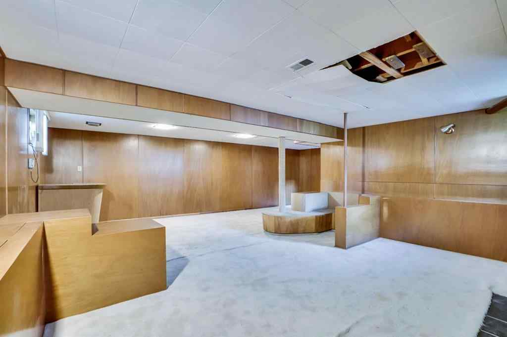 MLS® A2258748 - 1956 Kelwood Drive SW in Glendale Calgary, Residential