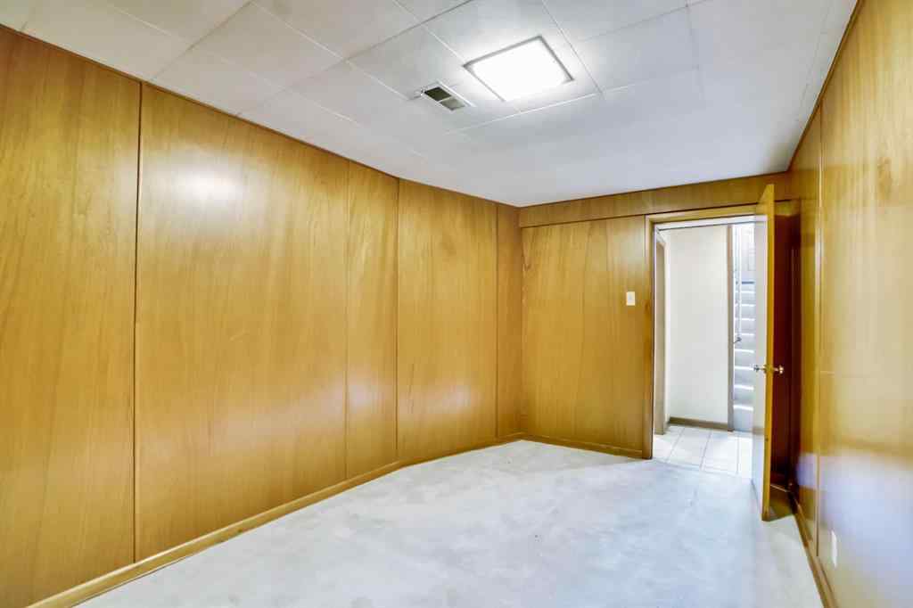 MLS® A2258748 - 1956 Kelwood Drive SW in Glendale Calgary, Residential