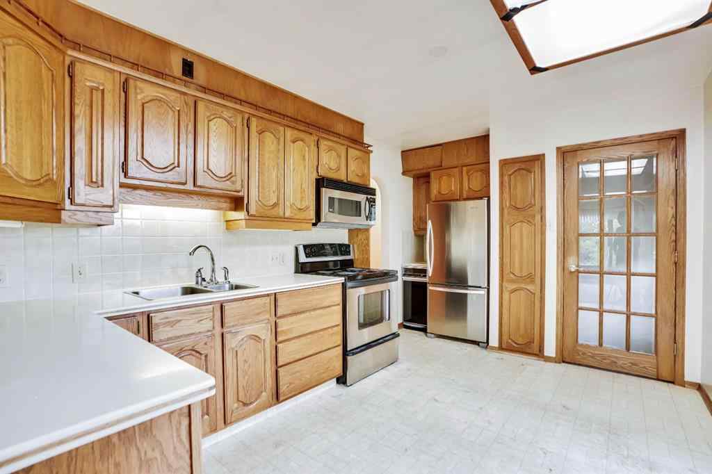 MLS® A2258748 - 1956 Kelwood Drive SW in Glendale Calgary, Residential