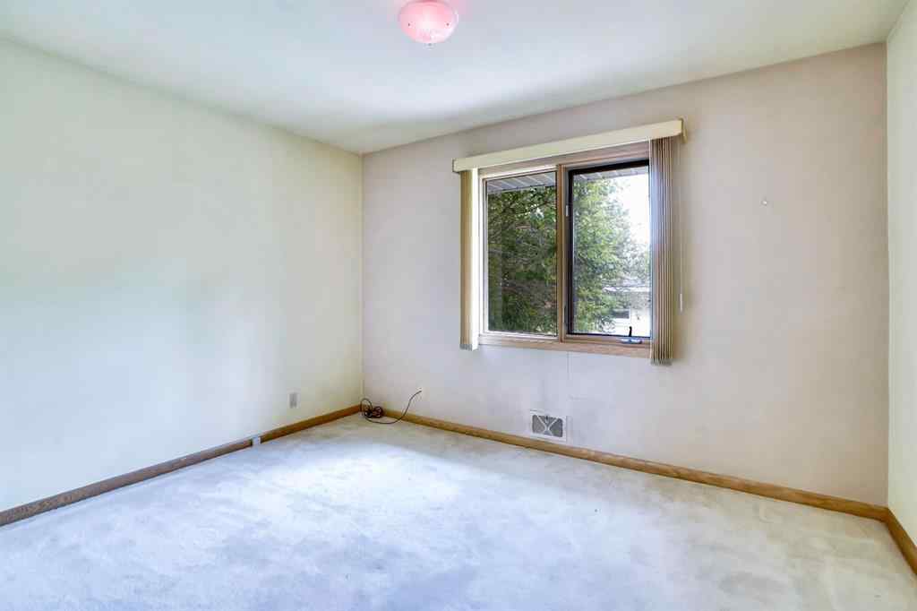MLS® A2258748 - 1956 Kelwood Drive SW in Glendale Calgary, Residential