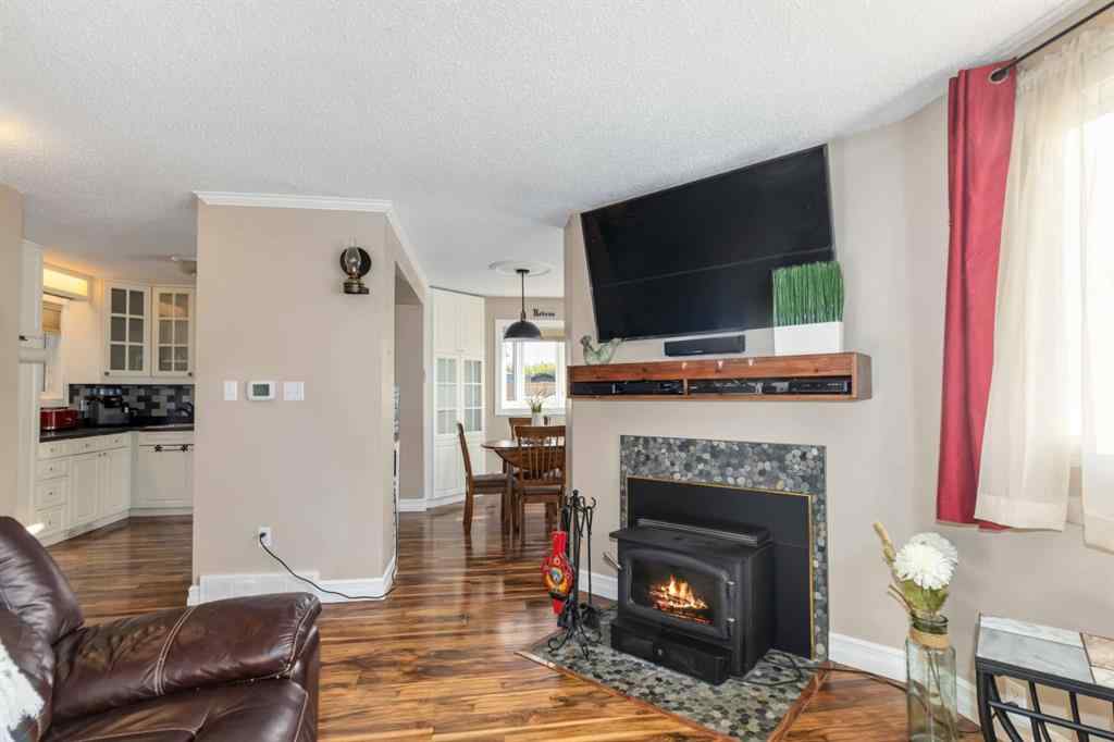 MLS® A2258749 - 219 Athabasca Avenue  in Dickinsfield Fort McMurray, Residential