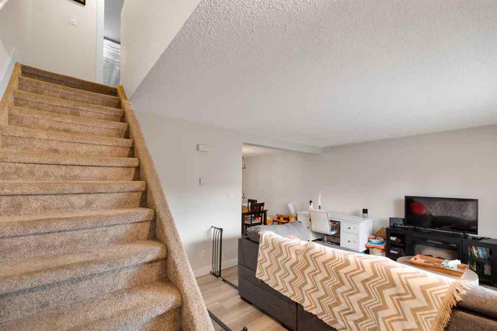 MLS® A2258750 - Unit #79 3809 45 Street SW in Glenbrook Calgary, Residential
