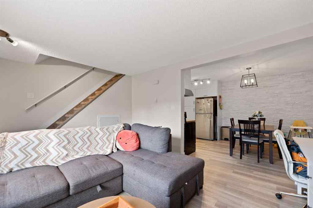 MLS® A2258750 - Unit #79 3809 45 Street SW in Glenbrook Calgary, Residential
