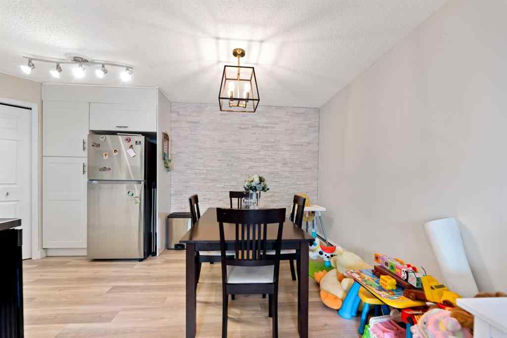 MLS® A2258750 - Unit #79 3809 45 Street SW in Glenbrook Calgary, Residential